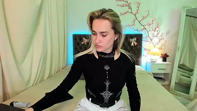 KateOwyns online show from 04/07/26, 12:29