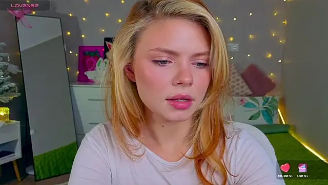 Red  Candy online show from 12/17/25, 12:43