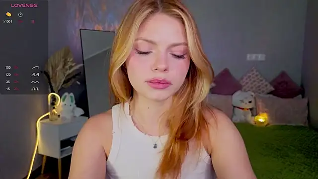 Red  Candy online show from 09/14/25, 12:49