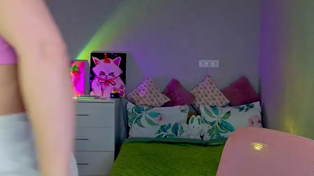 Red  Candy online show from 10/21/25, 02:16