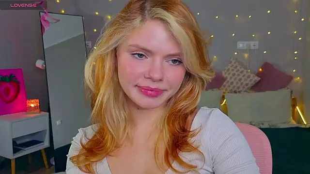 Red  Candy online show from 12/02/25, 09:22