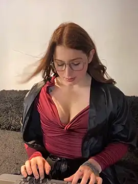 kamel-ayesha online show from 11/29/25, 05:13