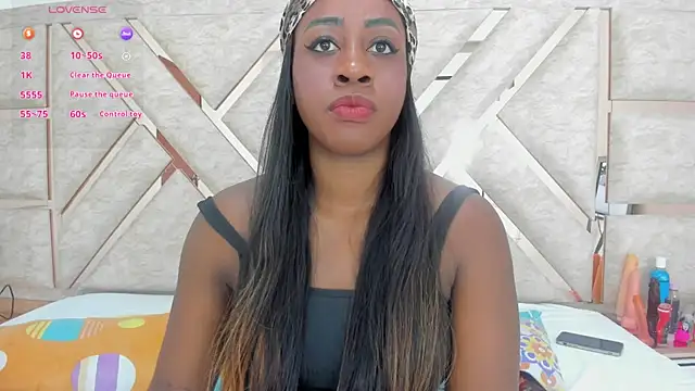 Snapshot of BrianaBrownn chatting on 02/20/25, 12:47 BrianaBrownn online show from 02/20/25, 12:47