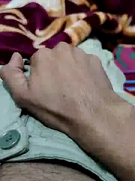 Snapshot of William390 chatting on 01/22/25, 04:23 William390 online show from 01/22/25, 04:23