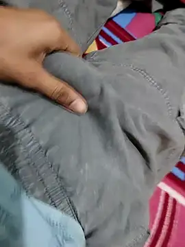 Snapshot of William390 chatting on 01/14/25, 09:51 William390 online show from 01/14/25, 09:51