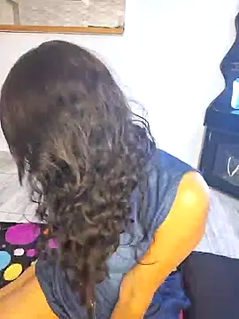 Snapshot of Sara_P10 chatting on 01/24/25, 10:19 Sara P10 online show from 01/24/25, 10:19