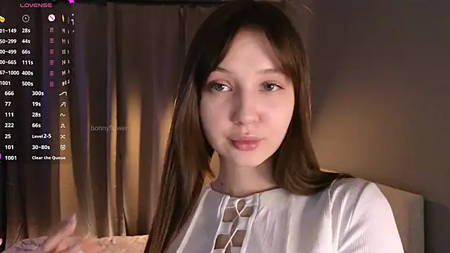 Snapshot of bonnyfloweer chatting on 02/20/25, 04:25 bonnyfloweer online show from 02/20/25, 04:25