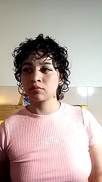 Bitsy Messy online show from 12/14/25, 06:08