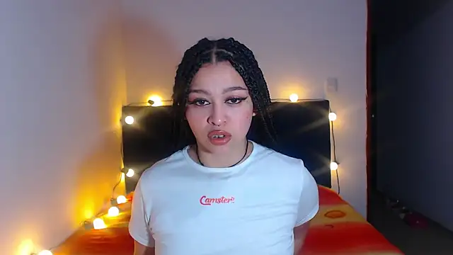Snapshot of Bitsy_Messy chatting on 07/06/26, 11:40 Bitsy Messy online show from 07/06/26, 11:40