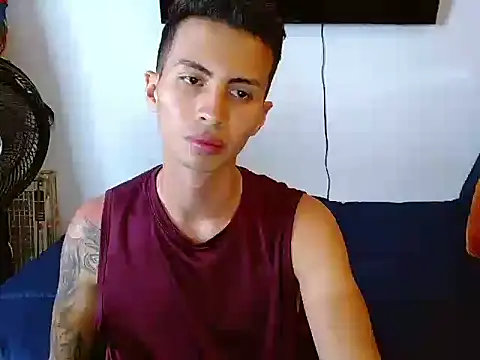 Snapshot of Velk_hot chatting on 07/15/26, 03:19 Velk hot online show from 07/15/26, 03:19