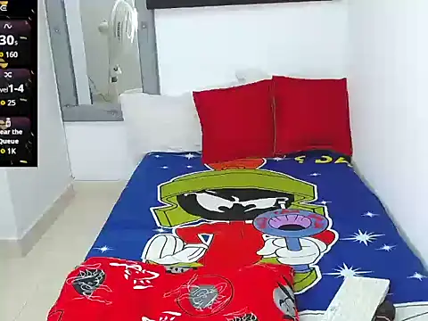 Velk hot online show from 01/13/26, 07:51