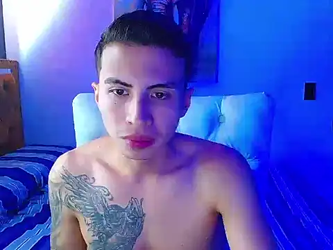 Velk hot online show from 03/04/26, 01:19