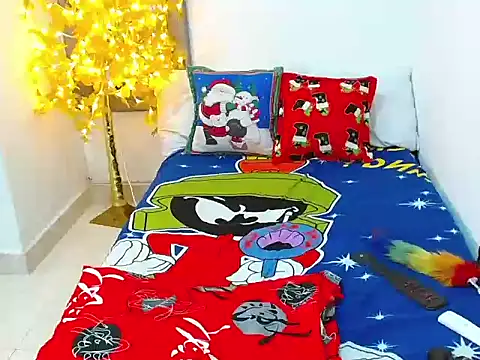 Velk hot online show from 12/13/25, 08:04