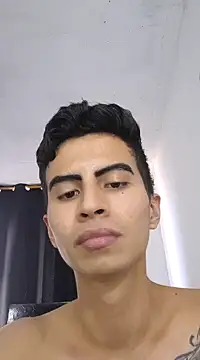 Velk hot online show from 12/05/24, 06:49