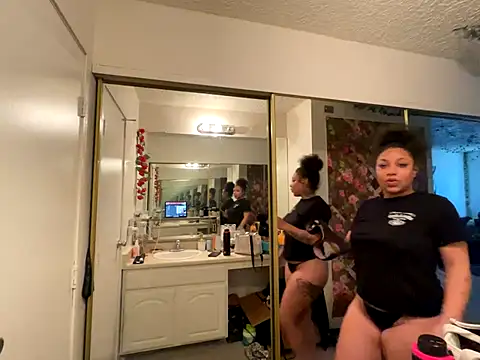 GoddessNih online show from 10/24/25, 05:56