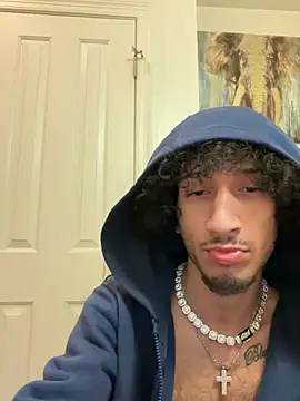 Snapshot of ThePrince chatting on 04/22/26, 08:32 ThePrince online show from 04/22/26, 08:32