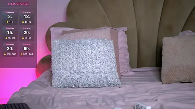 VivianneSteinX online show from 09/25/25, 08:26