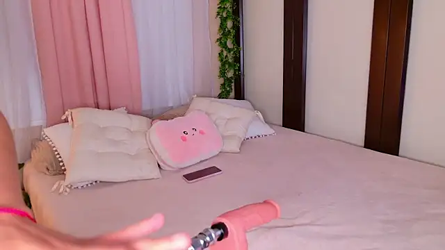 Zafiiro Blue online show from 12/15/25, 12:38