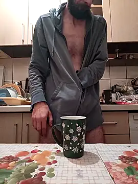 Snapshot of vulpe8400 chatting on 02/15/26, 10:36 vulpe8400 online show from 02/15/26, 10:36