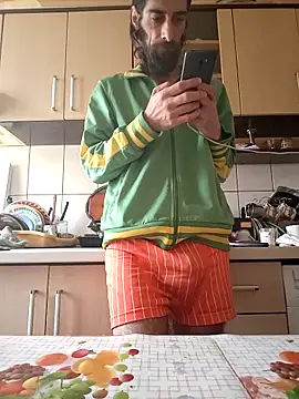 vulpe8400 online show from 12/22/25, 11:43