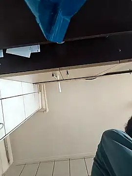 vulpe8400 online show from 10/11/25, 06:25