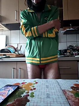 vulpe8400 online show from 12/20/25, 02:31