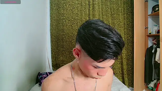 femboykeene online show from 10/21/25, 09:58