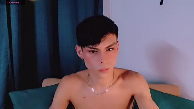 femboykeene online show from 01/08/25, 05:27