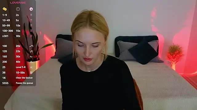 AlisssaRose online show from 10/01/25, 09:29