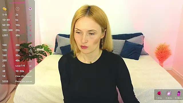 AlisssaRose online show from 05/05/26, 09:18