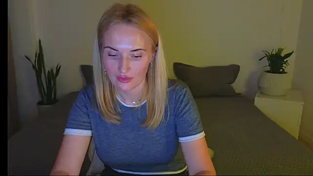 AlisssaRose online show from 03/15/25, 07:59
