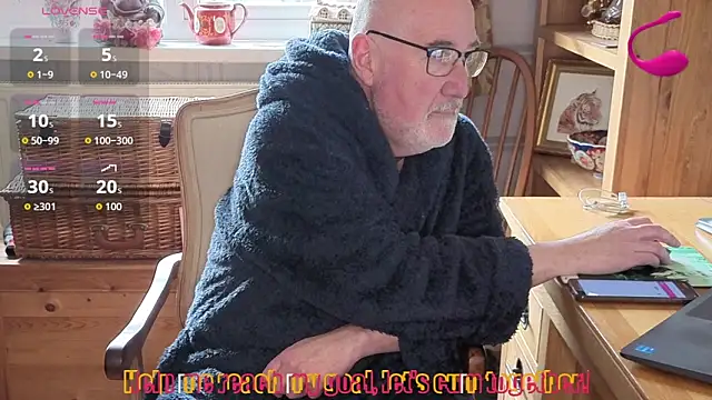 Adamdaddybear online show from 02/16/26, 02:05