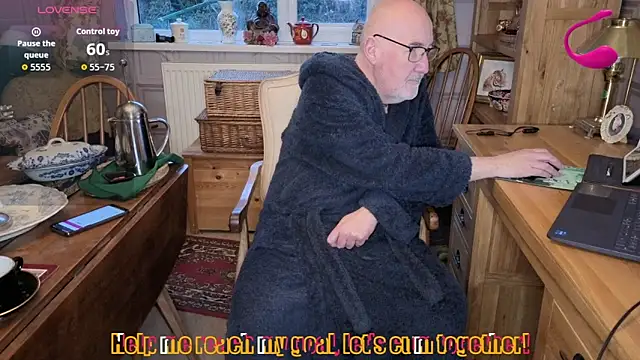 Adamdaddybear online show from 01/11/26, 08:21