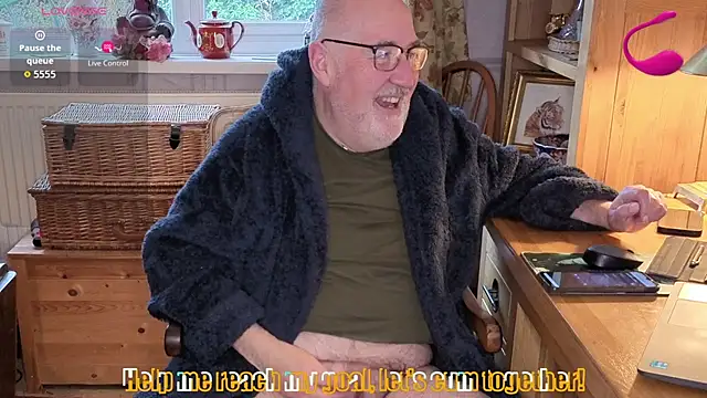 Adamdaddybear online show from 02/08/26, 09:07