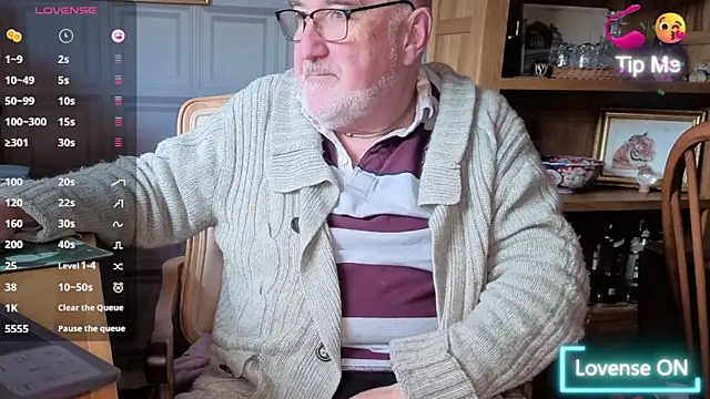 Adamdaddybear online show from 10/25/25, 12:50