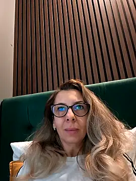 SukyGirl online show from 02/01/26, 07:28