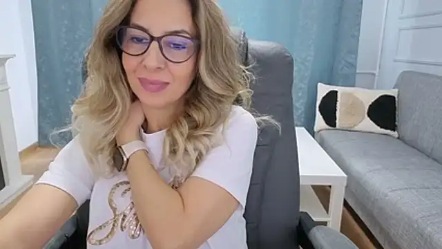 SukyGirl online show from 03/20/26, 08:37