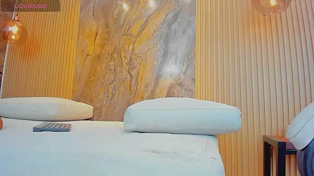 ella harper online show from 03/13/25, 06:05