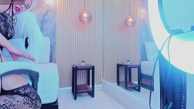 ella harper online show from 09/30/25, 02:39