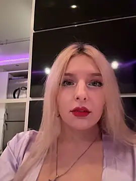 Snapshot of XMelissaX chatting on 10/10/25, 07:25 XMelissaX online show from 10/10/25, 07:25