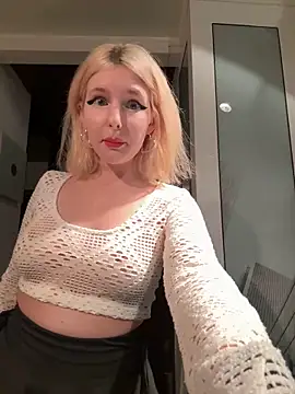 XMelissaX online show from 11/27/25, 08:20