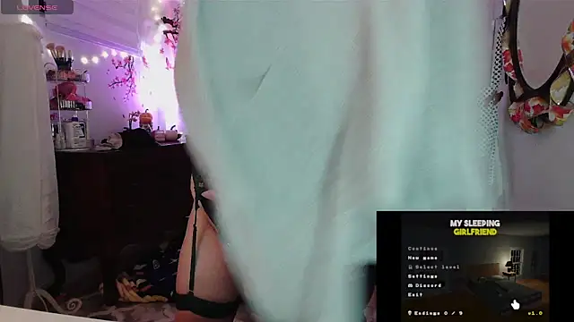 Sweetleeahxx online show from 12/13/25, 11:11