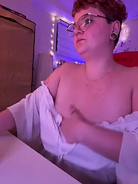 Sweetleeahxx online show from 12/18/25, 11:52