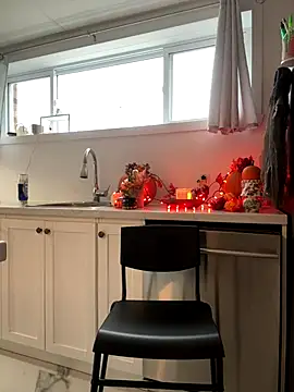 Sweetleeahxx online show from 10/31/25, 02:24