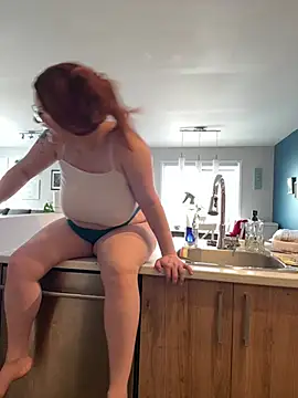 Sweetleeahxx online show from 02/26/25, 04:38