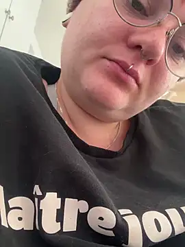 Sweetleeahxx online show from 09/18/25, 12:52