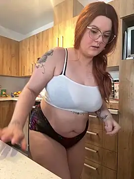 Sweetleeahxx online show from 03/19/25, 12:56