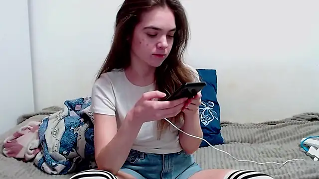 SallyMkn online show from 02/05/25, 12:17