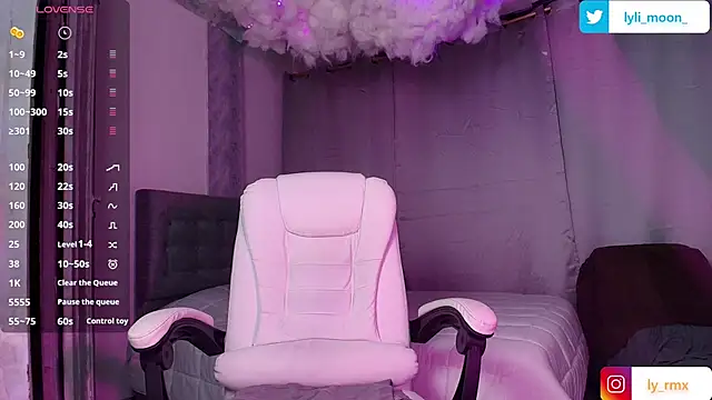 lylita2 online show from 11/15/25, 03:54