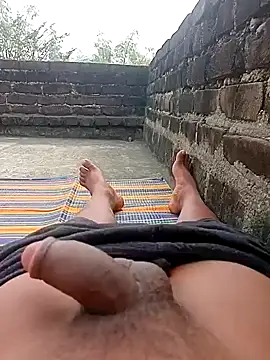 Snapshot of Tanker_95 chatting on 01/29/25, 05:19 Tanker 95 online show from 01/29/25, 05:19